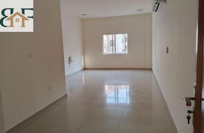Apartment - 2 - 2 for rent in Al Nasr Street - Al Nasr - Doha