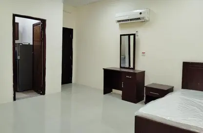 Apartment - Studio - 1 Bathroom for rent in Al Thumama - Doha