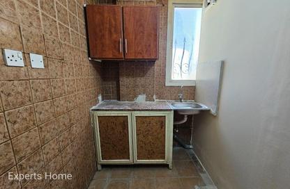 Apartment - Studio - 1 for rent in Anas Street - Fereej Bin Mahmoud North - Fereej Bin Mahmoud - Doha Apartment - Studio - 1 for rent in Anas Street - Fereej Bin Mahmoud North - Fereej Bin Mahmoud - Doha