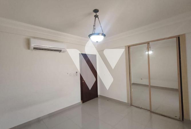 53521603 - صورة العقار 2