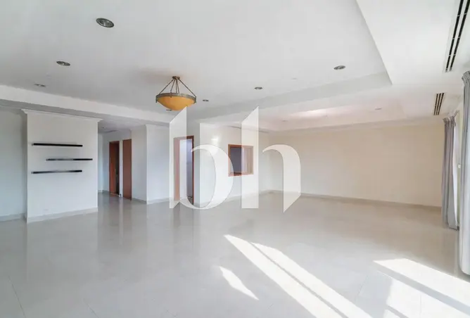 57138101 - Property Image 2