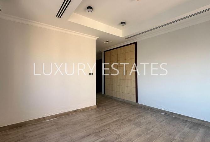 58577430 - Property Main Image