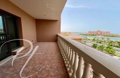 Apartment - 2 Bedrooms - 3 Bathrooms for rent in Tower 18 - Porto Arabia - The Pearl Island - Doha