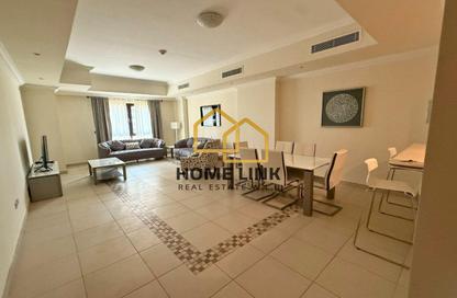 Apartment - 1 Bedroom - 2 Bathrooms for rent in Tower 13 - Porto Arabia - The Pearl Island - Doha