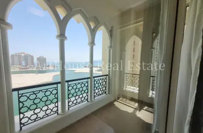 Apartment - 2 Bedrooms - 3 Bathrooms for rent in Viva West - Viva Bahriyah - The Pearl Island - Doha