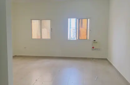 Apartment - 3 Bedrooms - 3 Bathrooms for rent in Al Sadd Road - Al Sadd - Doha