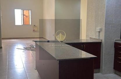 Apartment - 3 Bedrooms - 3 Bathrooms for rent in Al Sadd Road - Al Sadd - Doha Apartment - 3 Bedrooms - 3 Bathrooms for rent in Al Sadd Road - Al Sadd - Doha