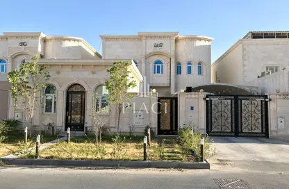 Villa - 6 Bedrooms for rent in Souk Al gharaffa - Al Gharrafa - Doha