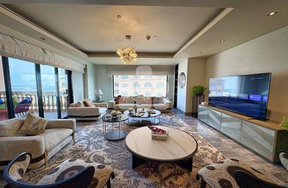 Apartment - 3 Bedrooms - 5 Bathrooms for rent in Tower 12 - Porto Arabia - The Pearl Island - Doha Apartment - 3 Bedrooms - 5 Bathrooms for rent in Tower 12 - Porto Arabia - The Pearl Island - Doha