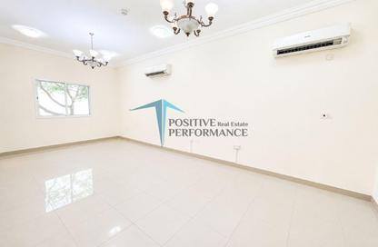 Villa - 6 Bedrooms - 6 Bathrooms for rent in Umm Salal Ali - Umm Salal Ali - Doha