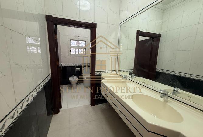 61280389 - Property Image 3