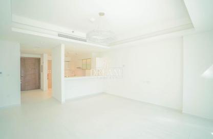 Apartment - 1 Bedroom - 2 Bathrooms for rent in Gewan Island - The Pearl Island - Doha