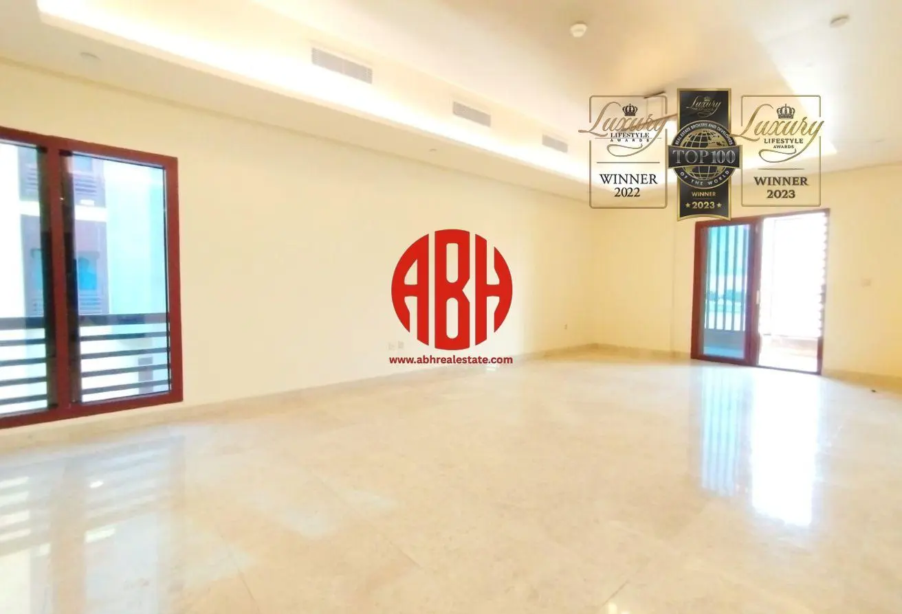 54200221 - Property Main Image