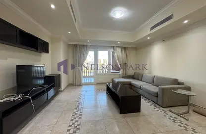Apartment - 1 Bedroom - 2 Bathrooms for rent in Tower 9 - Porto Arabia - The Pearl Island - Doha
