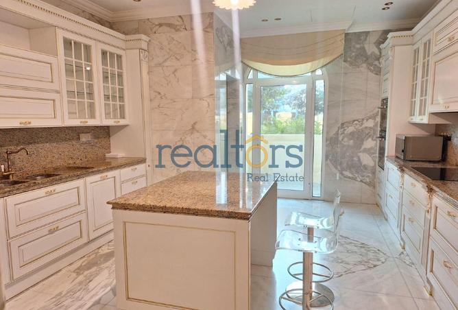 1010622 - Property Image 2