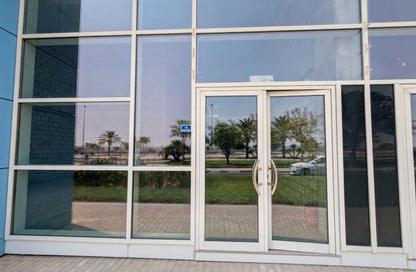 Shop - Studio - 2 Bathrooms for rent in Ain Khaled - Doha