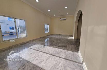 مجمع سكني - 4 غرف نوم - 6 حمامات للايجار في منطقة مويثر - الريان - الدوحة