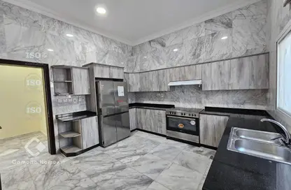 مجمع سكني - 4 غرف نوم - 6 حمامات للايجار في منطقة مويثر - الريان - الدوحة