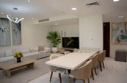 Apartment - 3 Bedrooms - 4 Bathrooms for rent in Giardino Gardens - Giardino Villas - The Pearl Island - Doha