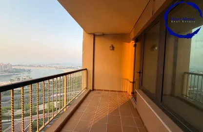 Apartment - 1 Bedroom - 2 Bathrooms for rent in West Porto Drive - Porto Arabia - The Pearl Island - Doha