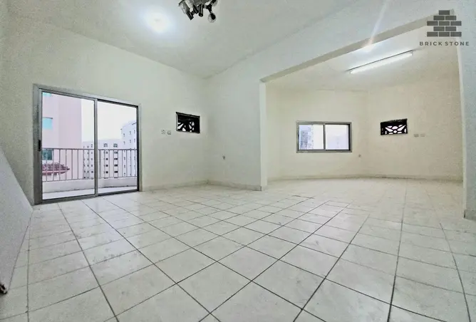 63920454 - Property Image 2