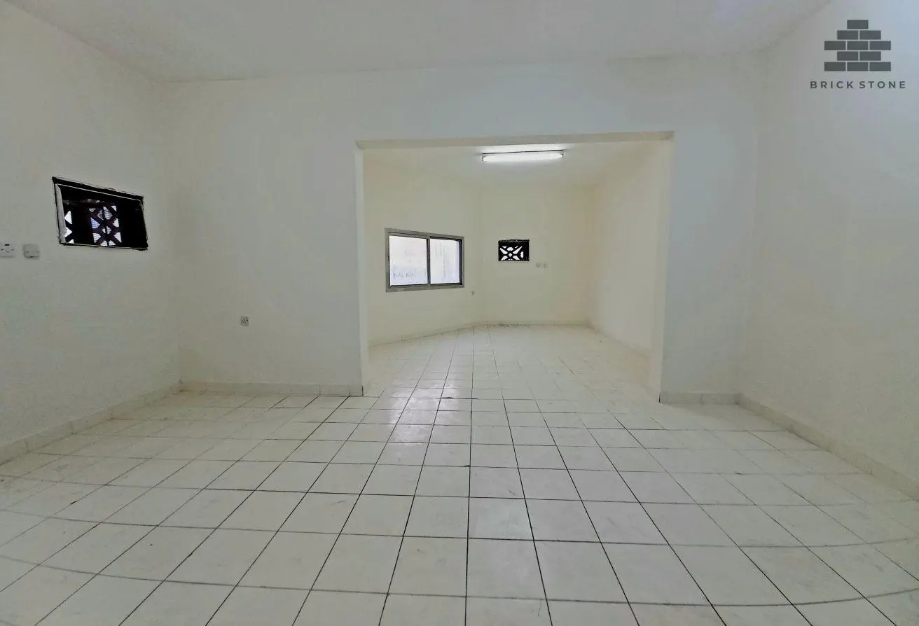63920454 - Property Main Image