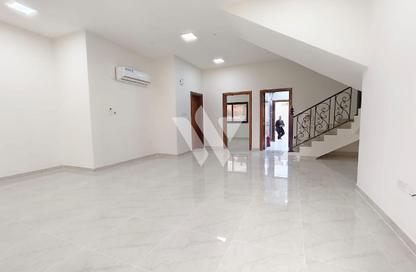 مجمع سكني - 5 غرف نوم - 6 حمامات للايجار في شارع المرخية - المرخية - الدوحة مجمع سكني - 5 غرف نوم - 6 حمامات للايجار في شارع المرخية - المرخية - الدوحة