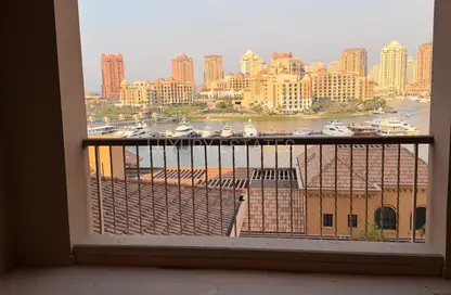 Apartment - 2 Bedrooms - 3 Bathrooms for rent in Marina Gate - Porto Arabia - The Pearl Island - Doha