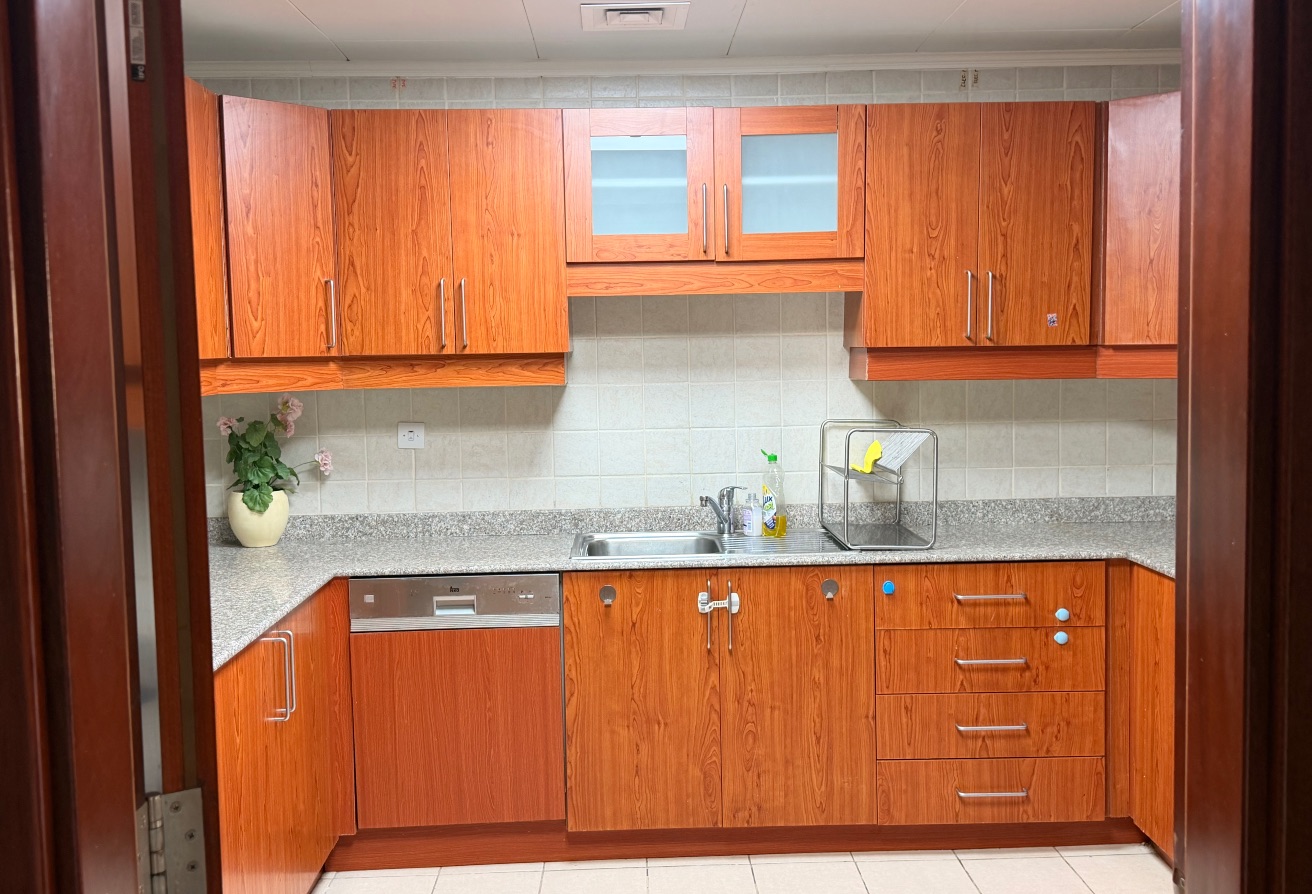 Porto Arabia 2BR | Rent or Buy Today thumbnail 5