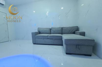 Apartment - 1 Bedroom - 1 Bathroom for rent in Umm Ghwailina Comm - Umm Ghuwalina - Umm Ghuwailina - Doha