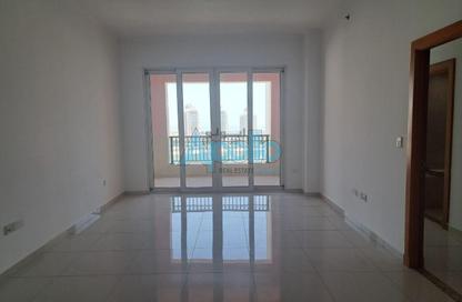 Apartment - 1 Bedroom - 2 Bathrooms for rent in West Porto Drive - Porto Arabia - The Pearl Island - Doha Apartment - 1 Bedroom - 2 Bathrooms for rent in West Porto Drive - Porto Arabia - The Pearl Island - Doha