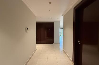 Apartment - 2 Bedrooms - 2 Bathrooms for rent in East Porto Drive - Porto Arabia - The Pearl Island - Doha