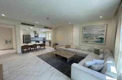 Apartment - 2 Bedrooms - 3 Bathrooms for rent in Giardino Gardens - Giardino Villas - The Pearl Island - Doha