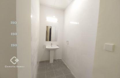 Apartment - 3 Bedrooms - 3 Bathrooms for rent in Fereej Bin Mahmoud North - Fereej Bin Mahmoud - Doha