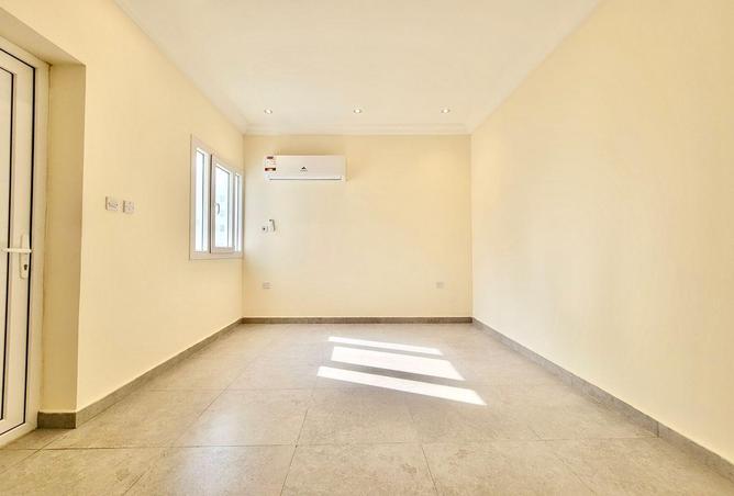 57199695 - Property Main Image