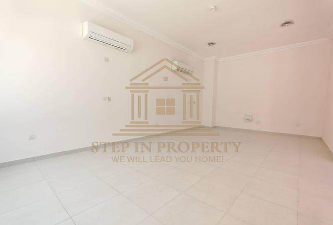 57884202 - Property Main Image