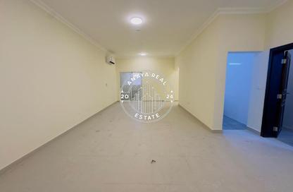 Apartment - 3 Bedrooms - 3 Bathrooms for rent in EB13 - Fereej Bin Mahmoud - Doha