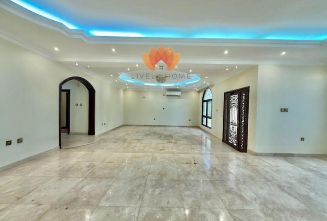 60777456 - Property Image 2