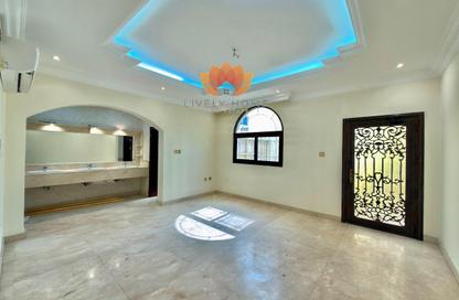 Villa - 5 Bedrooms - 7+ Bathrooms for rent in Al Najda Street - Madinat Khalifa North - Madinat Khalifa - Doha