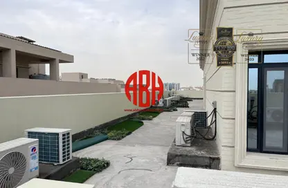 Penthouse - 2 Bedrooms - 2 Bathrooms for rent in Al Nasr Street - Al Nasr - Doha