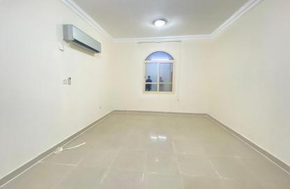 Apartment - 2 Bedrooms - 2 Bathrooms for rent in Al Sadd Road - Al Sadd - Doha