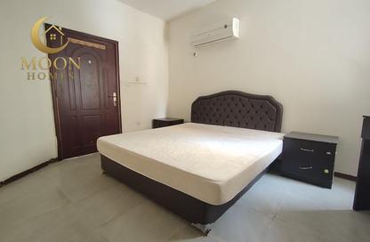 Apartment - 1 Bedroom - 1 Bathroom for rent in Umm Ghuwailina 4 - Umm Ghuwailina - Doha