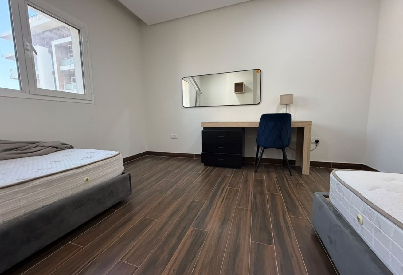 Premium Fully Furnished 2 Bedroom Apartment for re thumbnail 6