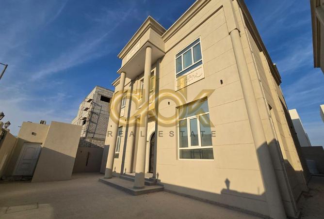 985052 - Property Main Image