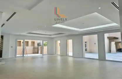 Villa - 4 Bedrooms - 6 Bathrooms for rent in West Bay Lagoon Villas - West Bay Lagoon - West Bay Lagoon - Doha