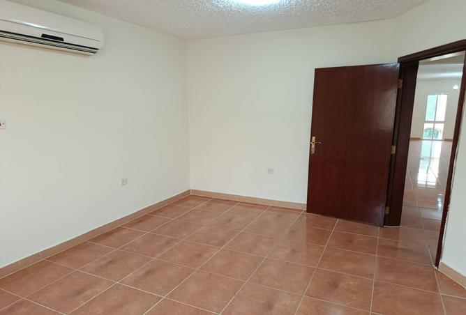 1008892 - Property Image 2