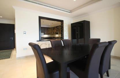 Apartment - 1 Bedroom - 2 Bathrooms for rent in West Porto Drive - Porto Arabia - The Pearl Island - Doha