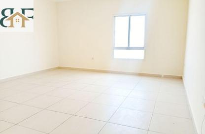 Apartment - 3 - 3 for rent in Al Mansoura - Al Mansoura - Doha