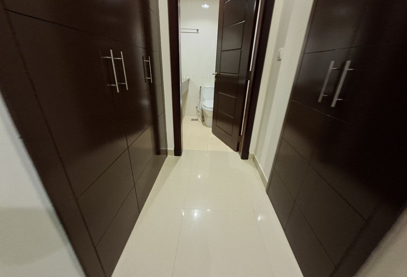 Luxury 1BR | Fully Furnished |  Qatar Cool includi thumbnail 17