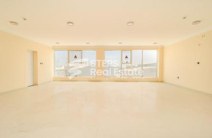 Office Space - Studio - 1 Bathroom for rent in East Industrial Street - Birkat Al Awamer - Al Wakra